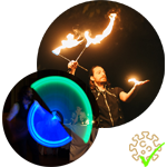 <b>FLAMMENSPIEL & LICHTERZAUBER</b></br><i>Meine ganz spezielle Variante einer Feuer- & Leuchtshow mit magischen, interaktiven und klassischen Elementen. Nur outdoor möglich!</i></br> 